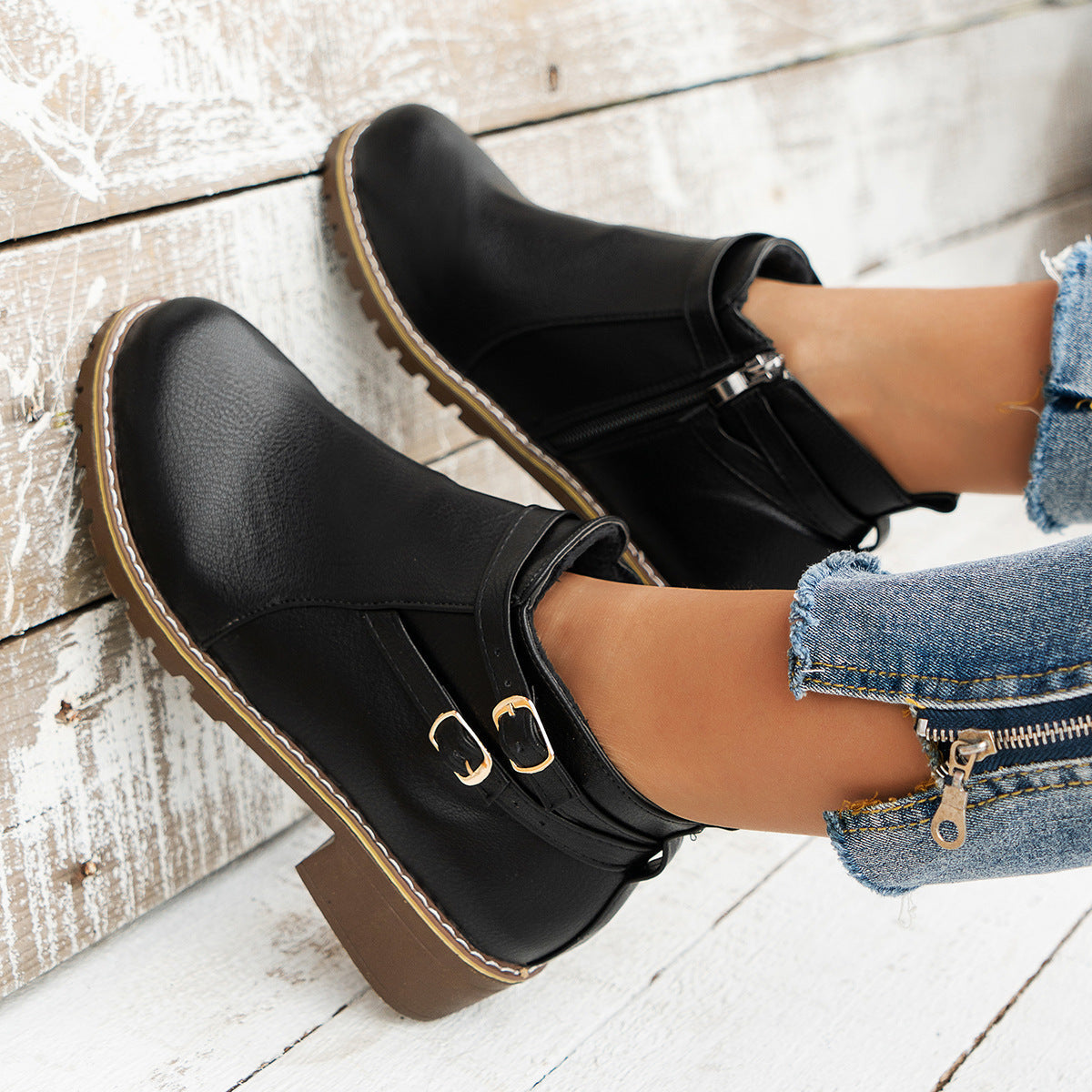 WW | Modische orthopädische Stützstiefel.
