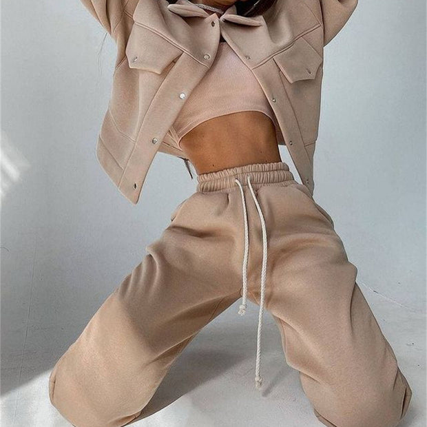 Damen sportliches Freizeit-Set mit trendiger Jacke und bequemen Jogginghosen WW