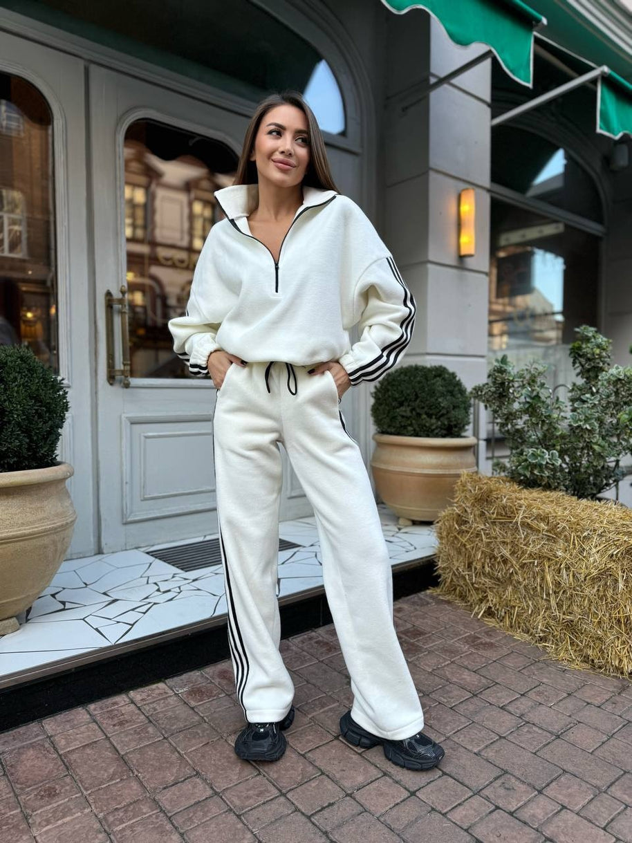 Damen Sportlicher Freizeitanzug mit hohem Kragen WW