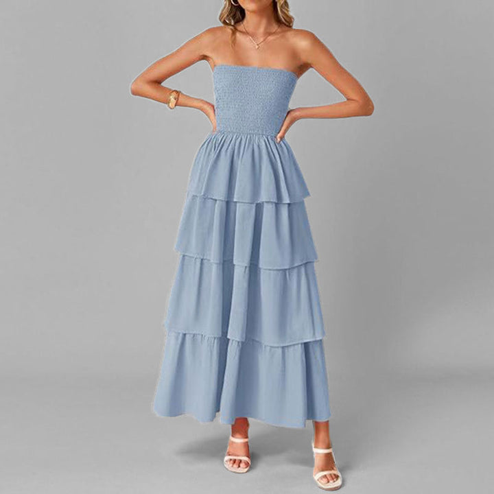 Damen Maxikleid mit schulterfreiem Design und voluminösen Rüschenschichten W&W Mode