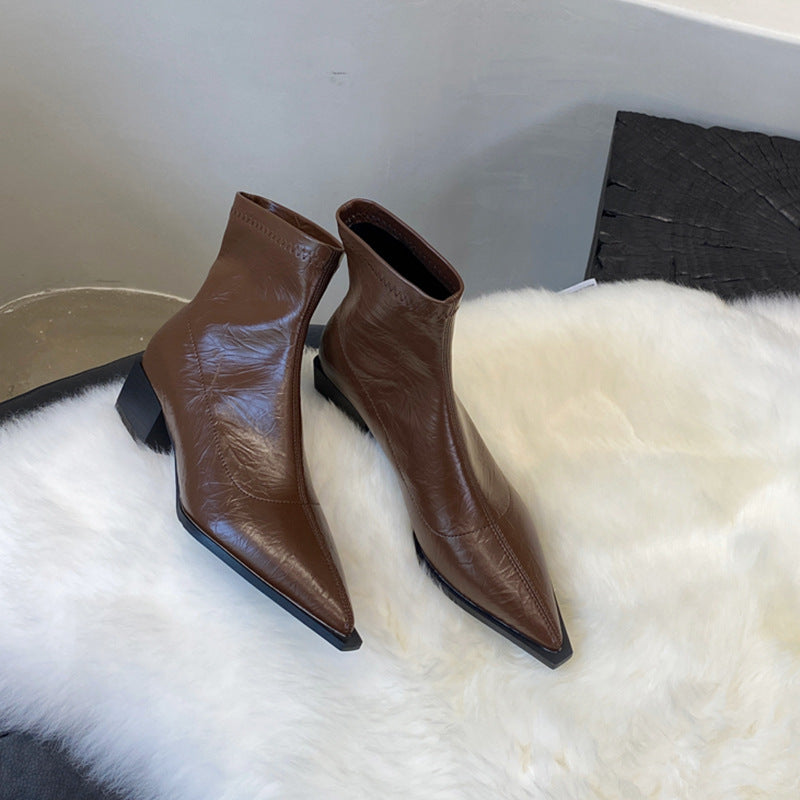 Damen Ankle Boots mit spitzer Zehenpartie und elegantem Blockabsatz WW