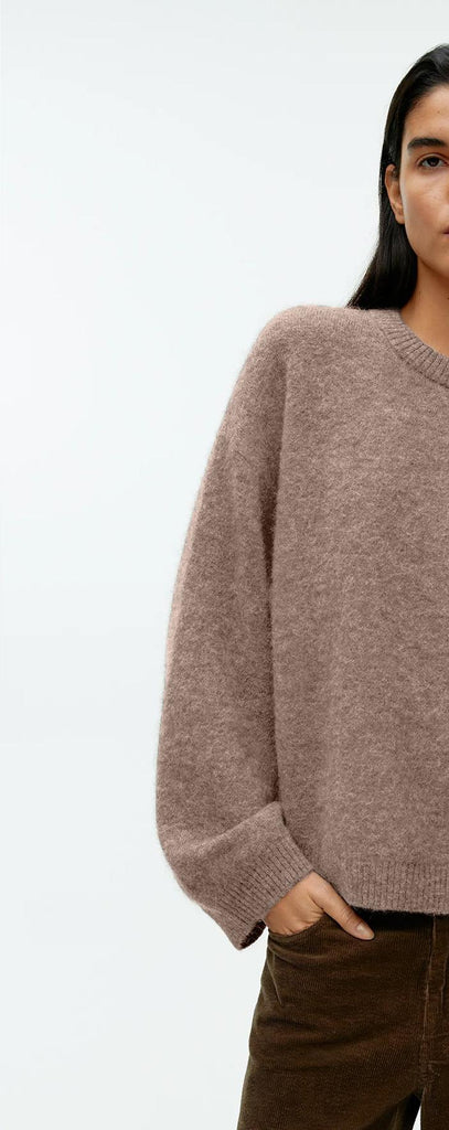 Damen lässiger Pullover mit V-Ausschnitt und luftiger Passform WW