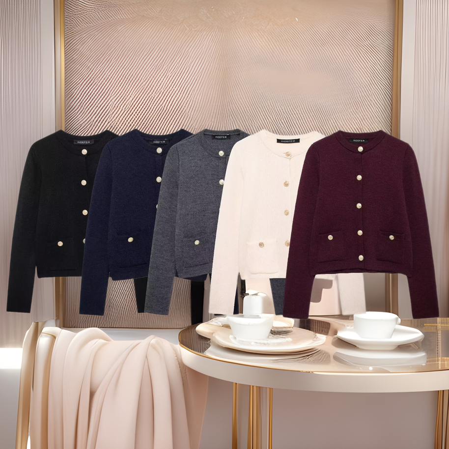 Damen Strickjacke mit schimmernden Knöpfen und Taschen WW