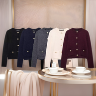 Damen Strickjacke mit schimmernden Knöpfen und Taschen WW