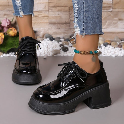 Damen Schnürschuhe mit glänzender Oberfläche und modischem Blockabsatz W&W Mode