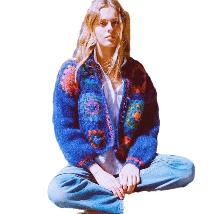 Damen Strickjacke mit buntem Granny-Quadrat-Design und luftigen Ärmeln WW