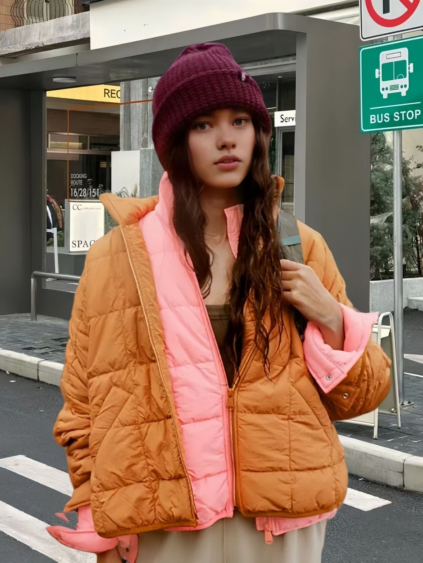 Damen Steppjacke mit hohem Kragen und praktischem Reißverschluss WW