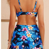 Damen Bikini-Set mit floralem Bustier-Oberteil und modischem Wickelrock WW