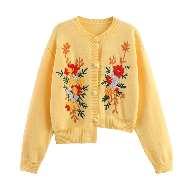 Damen Strickjacke mit floralem Stickdesign und Knopfverschluss WW