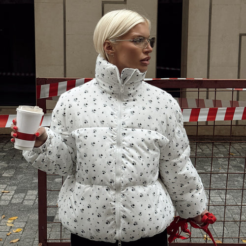 Damen Steppjacke mit floralen Mustern und hohem Kragen WW