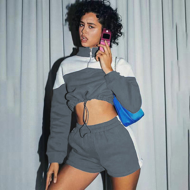 Damen sportliches Zweiteiler-Set mit cropped Jacke und Shorts WW