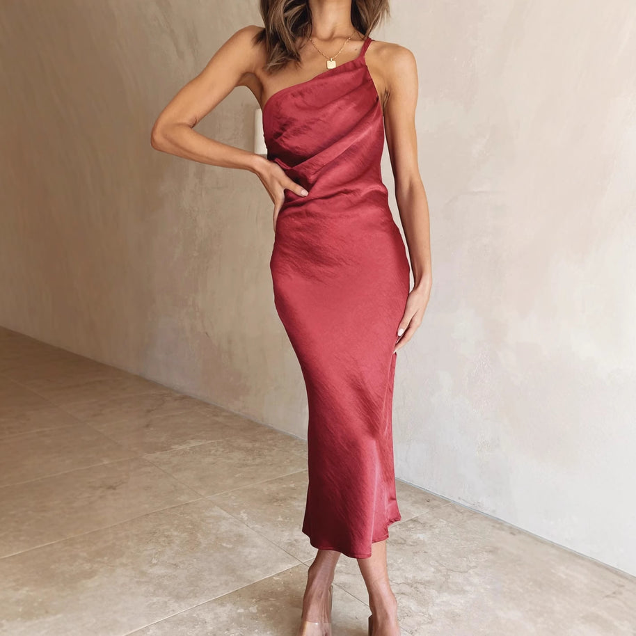 Damen Elegantes und fließendes Abendkleid mit asymmetrischem Ausschnitt WW