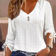 Damen Blusenshirt mit raffiniertem Lochmuster und Knopfdetails WW