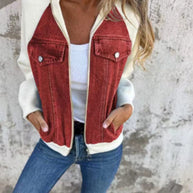 Damen Denim-Jacke mit kontrastfarbenen Ärmeln und praktischen Taschen WW
