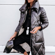 Damen Steppmantel mit hohem Kragen und abnehmbarer Kapuze WW