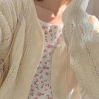 Damen Strickjacke mit romantischem Zopfmuster WW