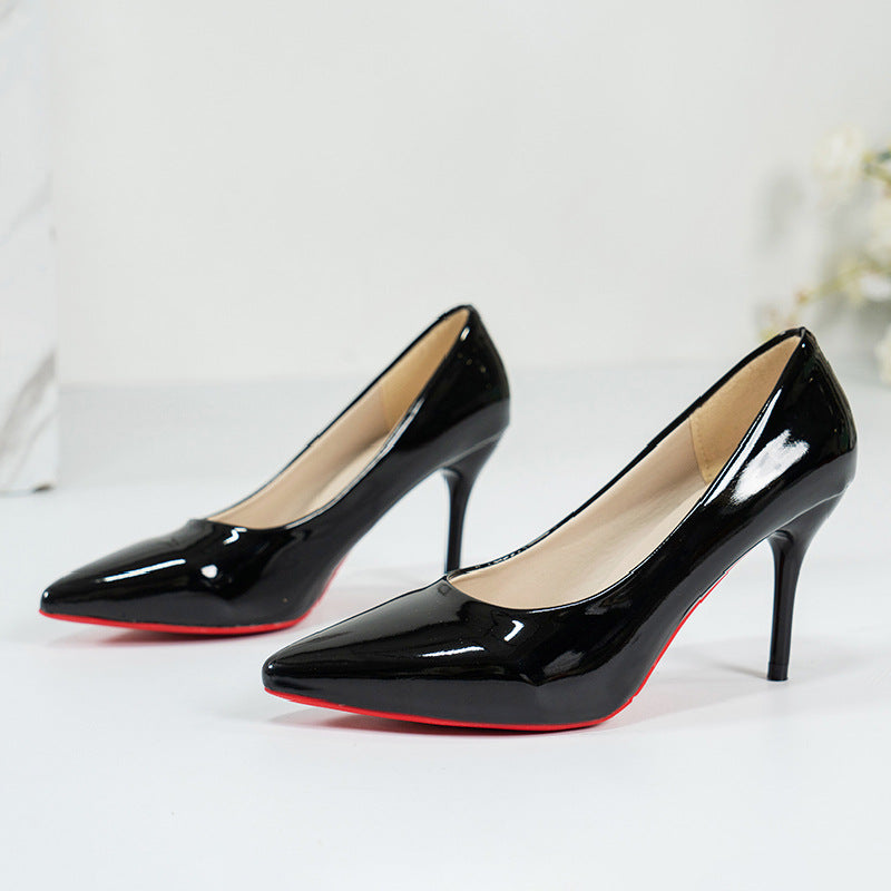 Damen Hochhackige Pumps mit glänzendem Lackfinish und eleganter Silhouette WW
