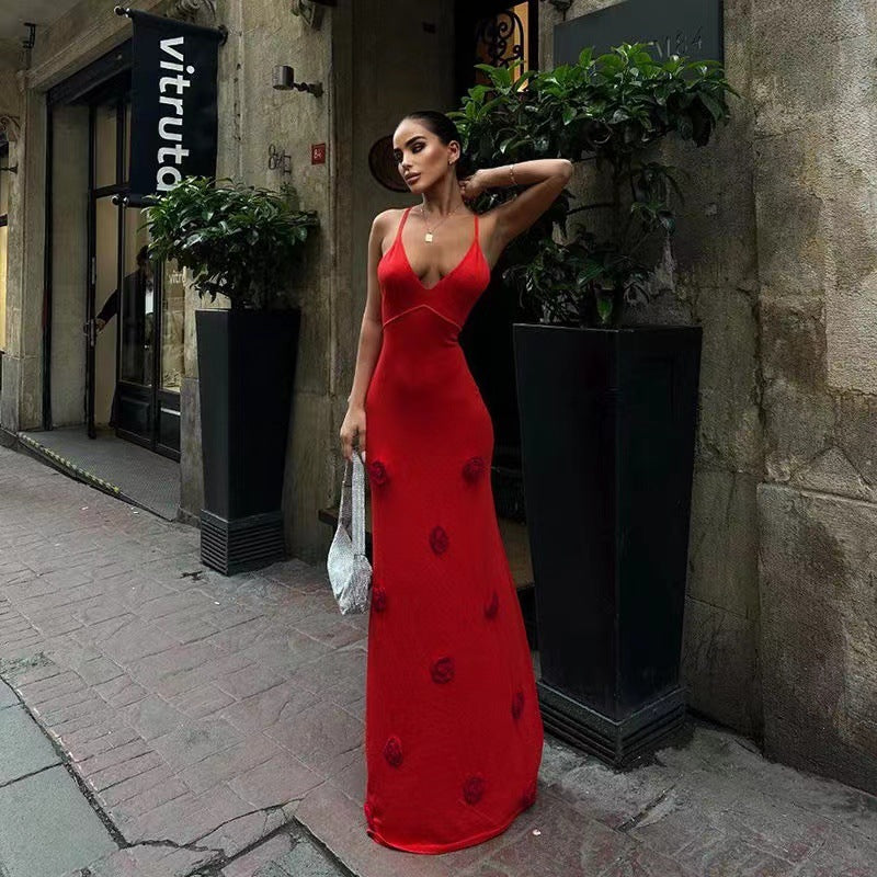 Damen Abendkleid mit dekorativen Blumenapplikationen W&W