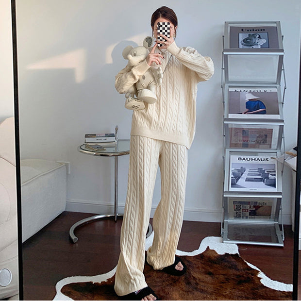 Damen Strickanzug mit Zopfmuster und weiten Beinen WW