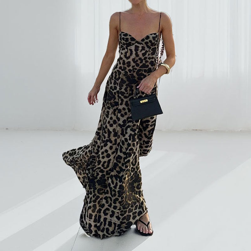 Damen Abendkleid mit elegantem Herz-Ausschnitt und fließendem Rock W&W Mode