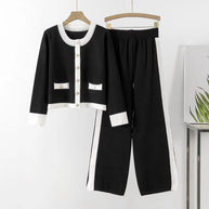 Damen Strick-Loungewear-Set mit dekorativen Knöpfen und seitlichem Schlitz WW