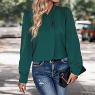Damen Bluse mit lässiger Eleganz und dekorativen Falten WW