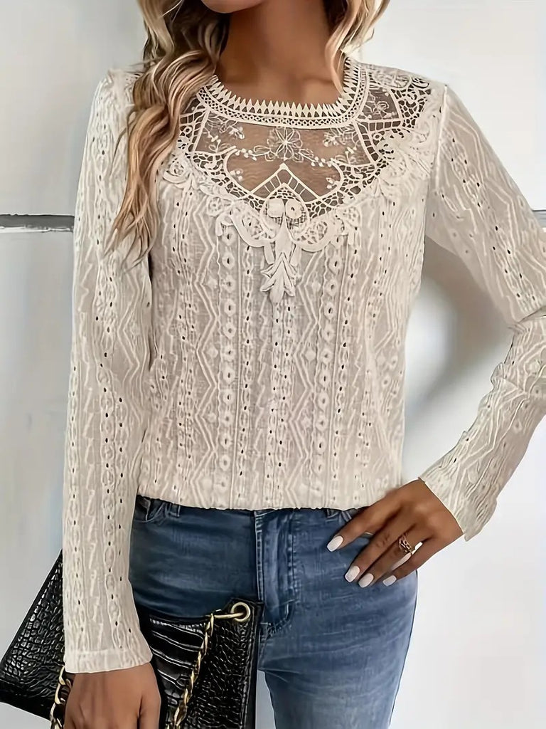 Damen Bluse mit kunstvollen Spitzenapplikationen und feinen Stickereien WW