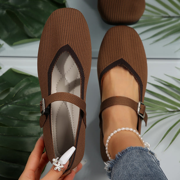 Damen Ballerinas mit verstellbarem Riemen und strukturiertem Obermaterial WW