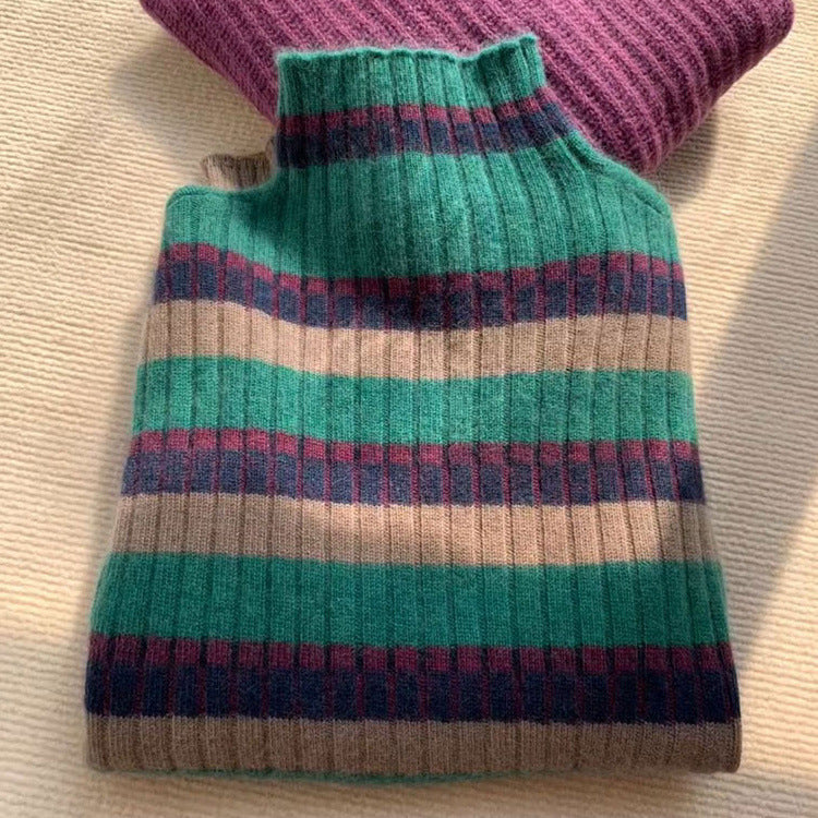 Damen Rippstrickpullover mit hohem Kragen und modischem Streifenmuster WW
