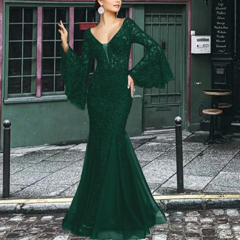 WW | Spitzenbesticktes schwarzes Meerjungfrau Kleid Slim für den Abend