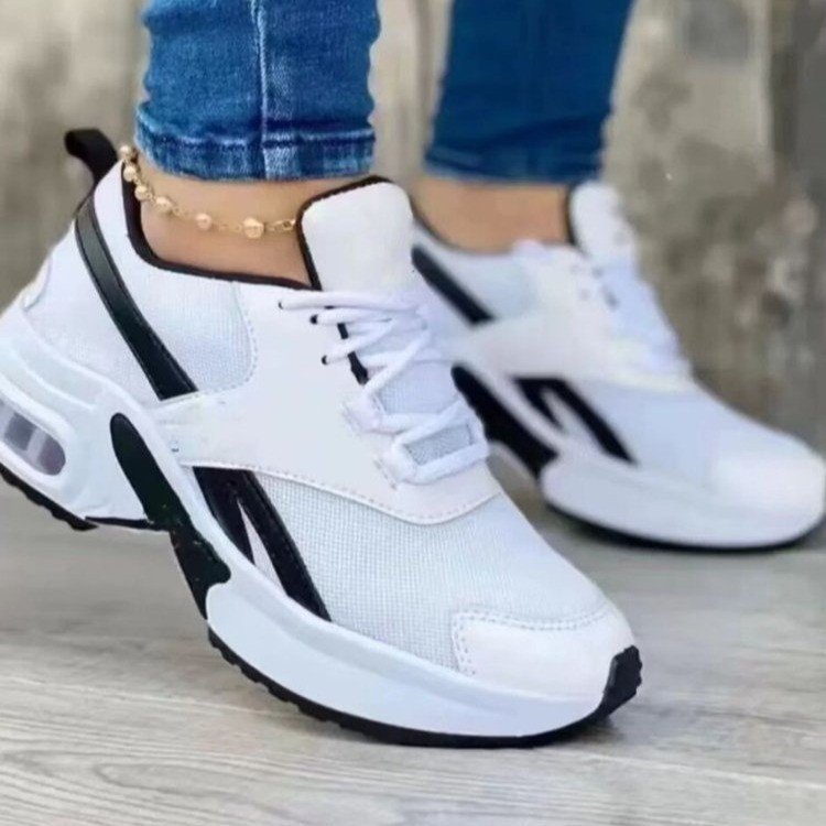 Damen Sportliche Sneakers mit atmungsaktivem Mesh-Obermaterial und dämpfender Sohle W&W