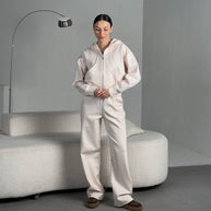 Damen Sportliche Sweatjacke mit praktischen Taschen und gemütlichem Schnitt WW