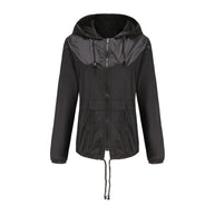 Damen sportliche Windbreaker-Jacke mit verstellbarer Kapuze und elastischen Bündchen WW