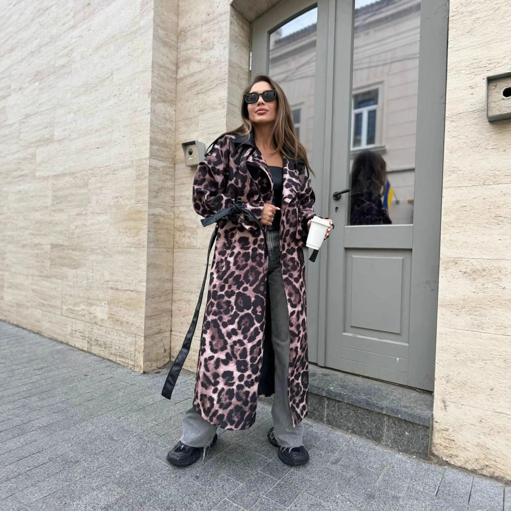 Damen Trenchcoat mit modernem Leopardenmuster und eleganter Bindegürtel WW