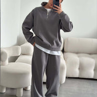 Damen Sportlicher Kapuzenpullover mit kurzer Reißverschlussöffnung WW