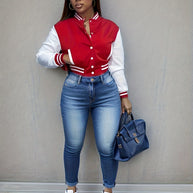 Damen Sportliche Varsity-Jacke mit Kontrastdetails und Knopfleiste WW