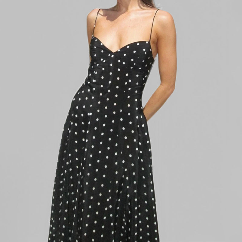 Damen Maxikleid mit zartem Herz-Ausschnitt und verspieltem Punktemuster W&W Mode