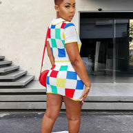 Damen Set aus modischem Crop-Top und figurbetonendem Rock mit Knopfdetails WW