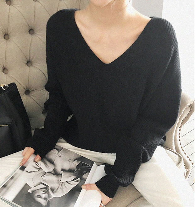 Damen Strickpullover mit tiefem V-Ausschnitt und lässiger Passform WW