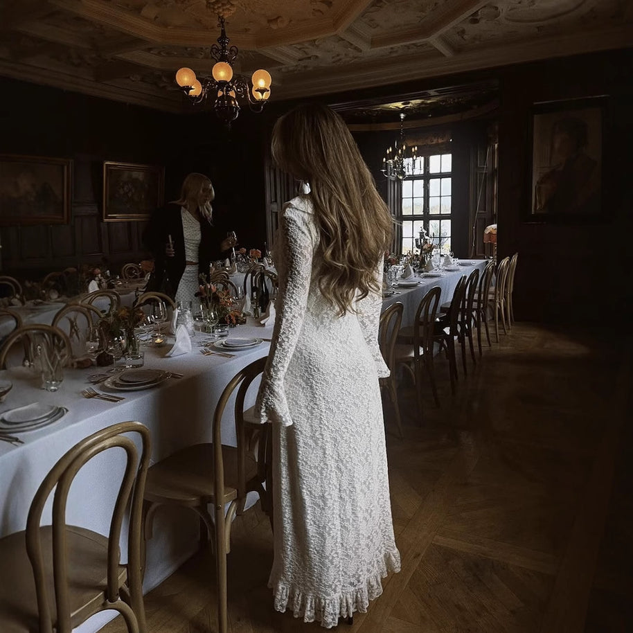 Damen Spitzen-Maxikleid mit Rüschendetails WW