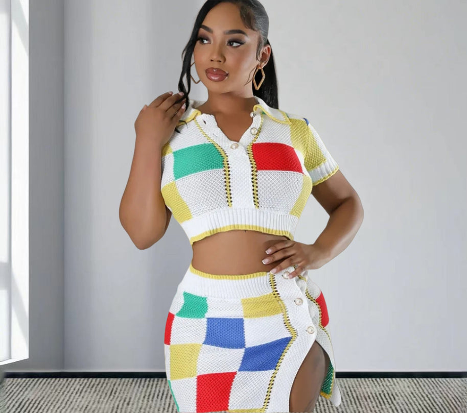 Damen Set aus modischem Crop-Top und figurbetonendem Rock mit Knopfdetails WW