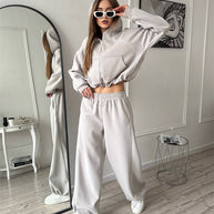 Damen sportliches Freizeitjacken- und Hosen-Set mit trendy Schnitt und elastischem Bund WW