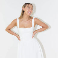 Midi-Kleid mit Hoher Taille und Quadrat-Ausschnitt