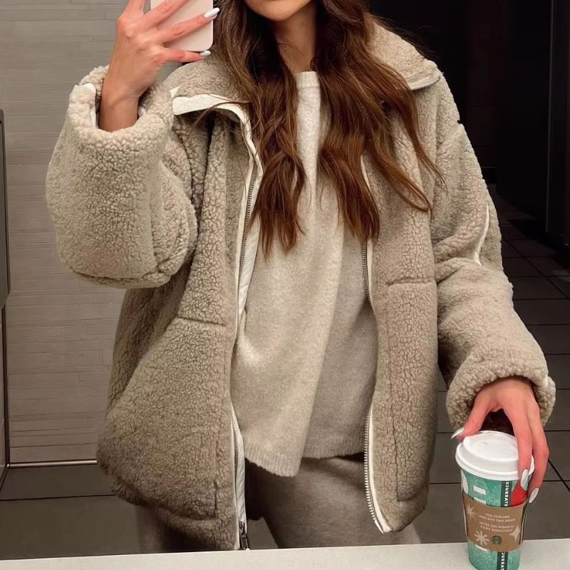 WW | Damen Teddy Jacke mit Reißverschluss und hohem Kragen