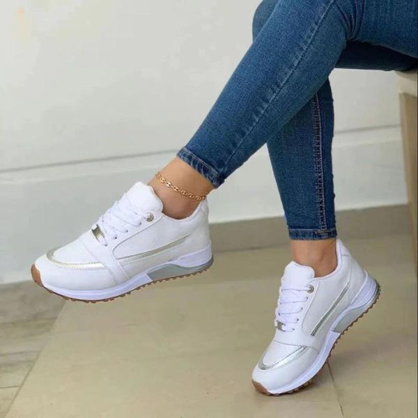 WW – Stylische Sneaker