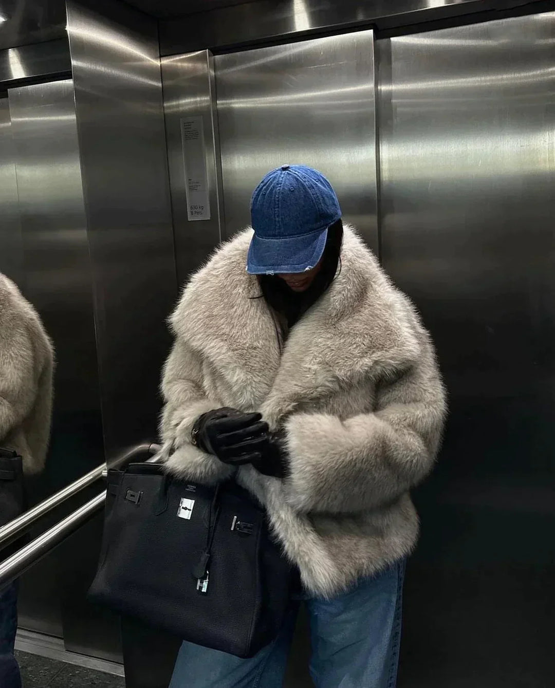 W&W Mode Damen Pelzmantel mit luxuriösem Touch - Winter 2024 Edition