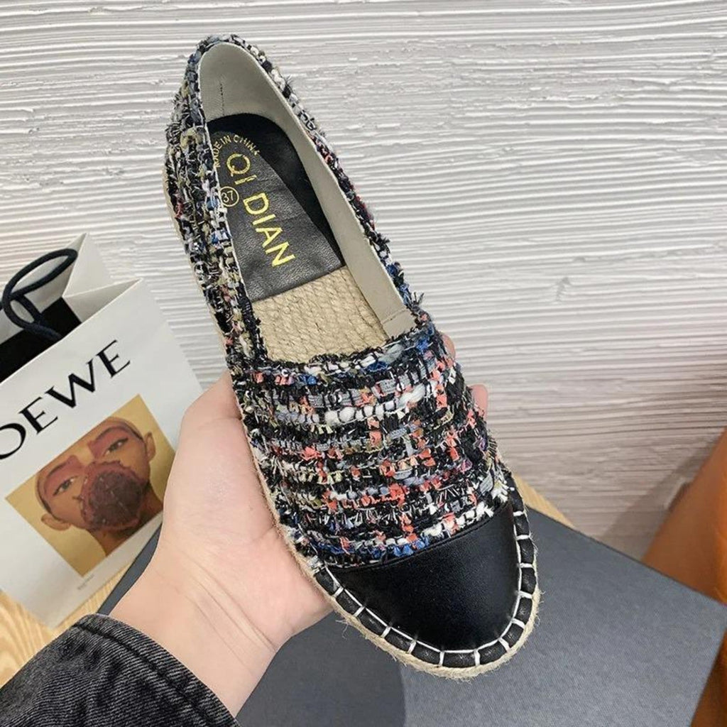 WW | Flache Canvas Espadrilles mit Leder Patch