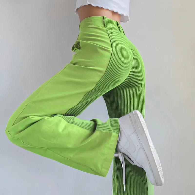 WW | Gerippte Hose mit Hoher Taille