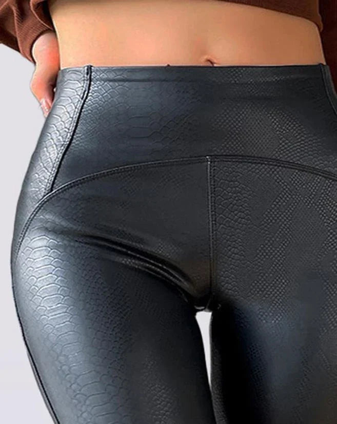 W&W Mode - Lederhosen für Frauen