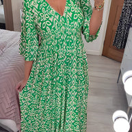 Kleid mit 3/4 Ärmeln und Muster